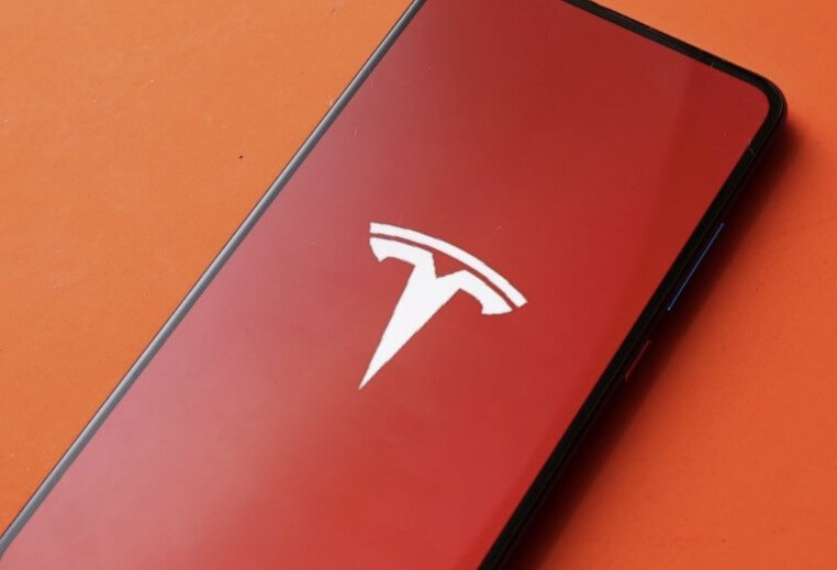 テスラPIフォンとは何か?2025年モデルの全貌