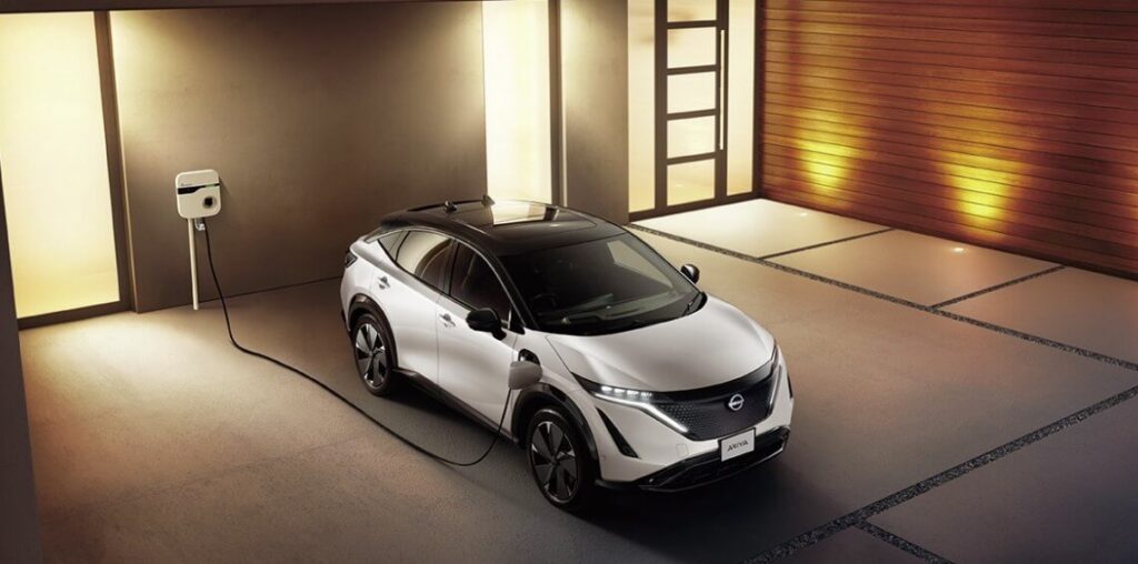 日産アリアはダサいと言われる背景とは