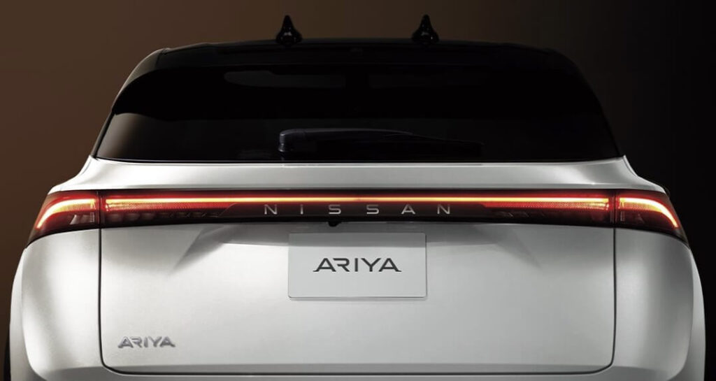 電気自動車全体のバッテリー交換費用傾向
