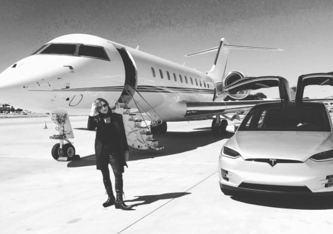 YOSHIKIやヒロミの車選び