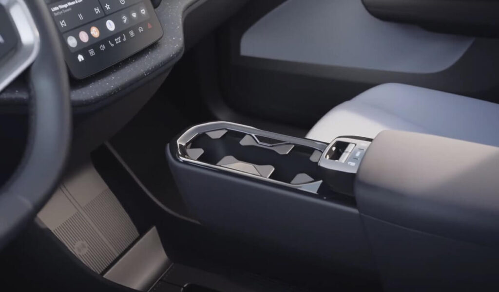 XC40の最小回転半径と比較してどう違う?